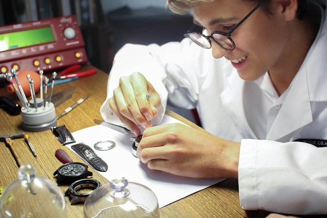 At Maurice Watch Workshop in Zurich - Meeting and Pickup Information