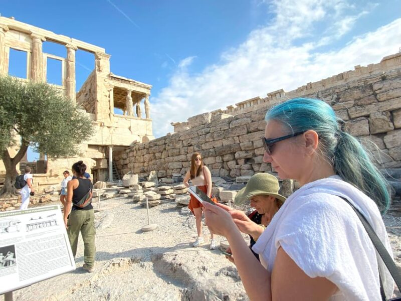 Athens: Acropolis Ticket With Mythology Treasure Hunt Tour - Narratologies App Features
