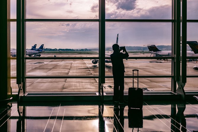 Athens AirPort To Athens Hotels Private Transfer Service - Accessibility and Child Seats