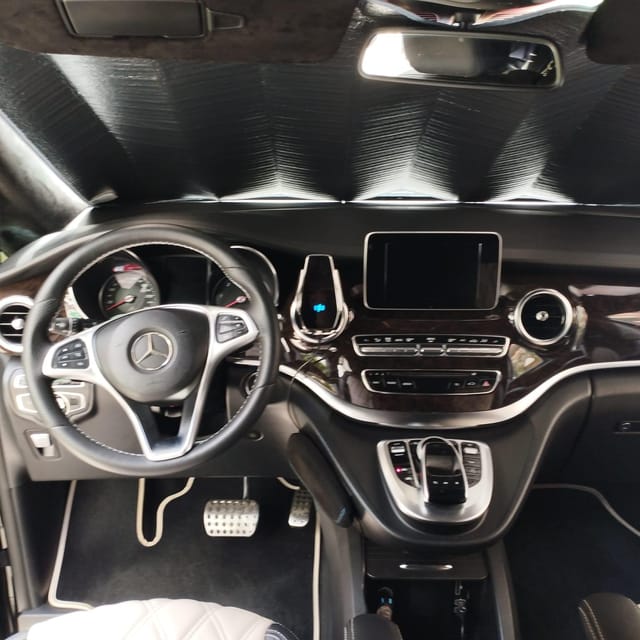 Athens: Airport Transfer Service - Luxury and Convenience