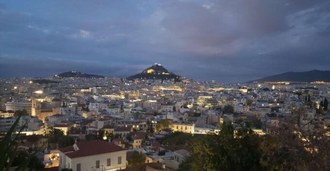 Athens at Night Small-Group Walking Tour With Dinner - Personalized Service