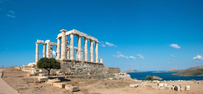 Athens: Athenian Riviera 5H Luxury Cruise - Picturesque Locations