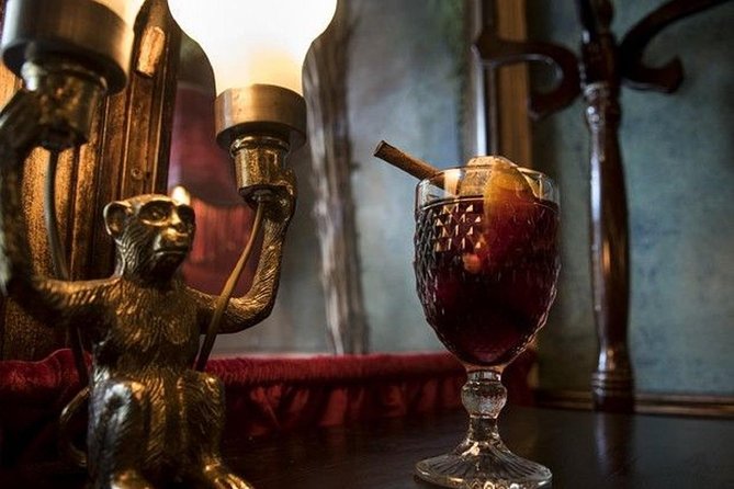 Athens by Night: Small Group Sightseeing With Drinks and Food Tasting - Guest Experiences