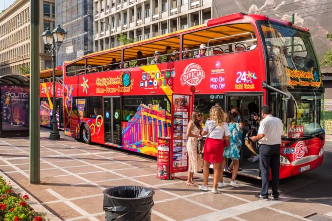 Athens: City Sightseeing Hop-On Hop-Off Bus Tour - Tour Features and Amenities
