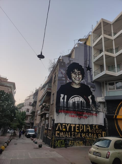 Athens Dark Tour: Mysteries, Crimes & Conspiracy Theories - Uncovering Mysterious Crimes