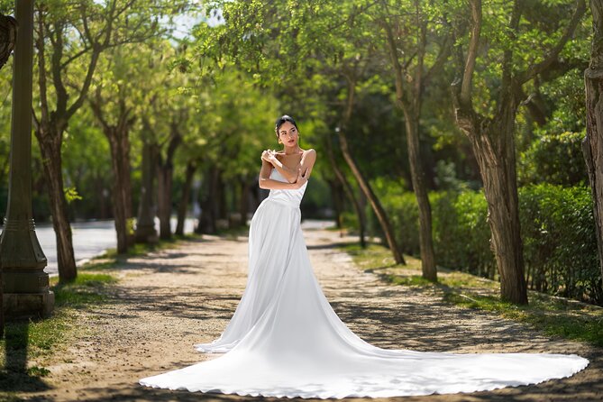Athens: Flying Dress Photoshoot Express Package - Delivery Times