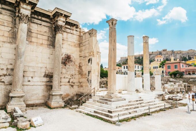 Athens: Greek Foodie Tour With Tastings - Exploring the Varvakios Agora Market