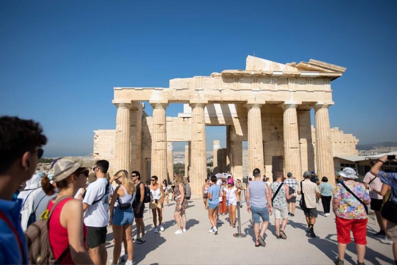 Athens Hop-On Hop off W/ Acropolis &Museum Tickets & 3 Audio - Highlights of the Experience