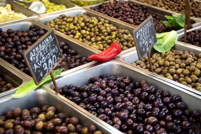 Athens Markets and Ancient Sights Walking Tour - Discovering Monastiraki Square