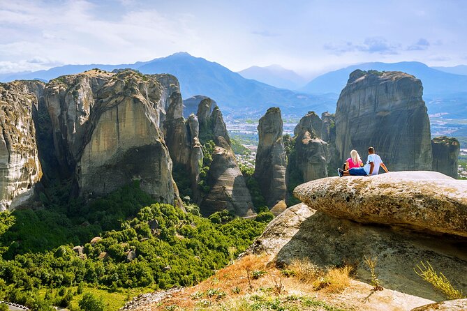 Athens: Meteora Highlights Day Trip With Greek Lunch Option - Inclusions and Amenities