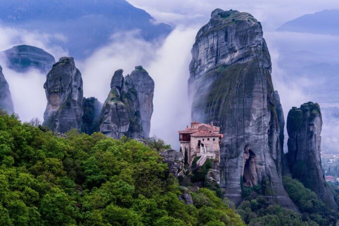 Athens: Meteora Monasteries & Caves Day Trip & Lunch Option - Meal Options