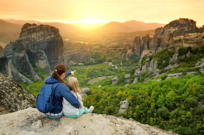 Athens: Meteora Monasteries & Caves Day Trip & Lunch Option - Private Tour Availability