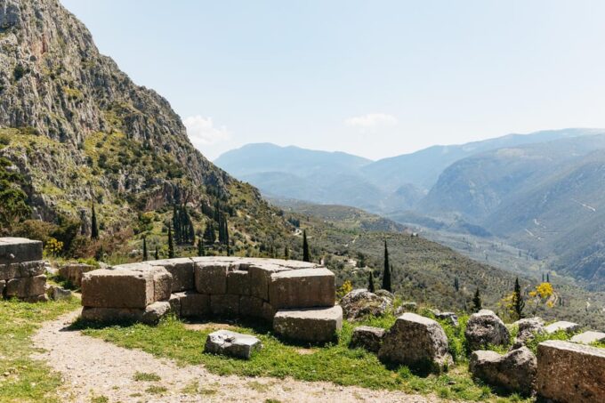 Athens: Mythology of Delphi and Museum Guided Day Tour - Pickup Locations and Meeting Point