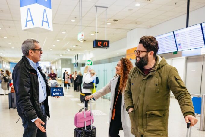Athens: Private Airport Transfer - Tailor to Requirements