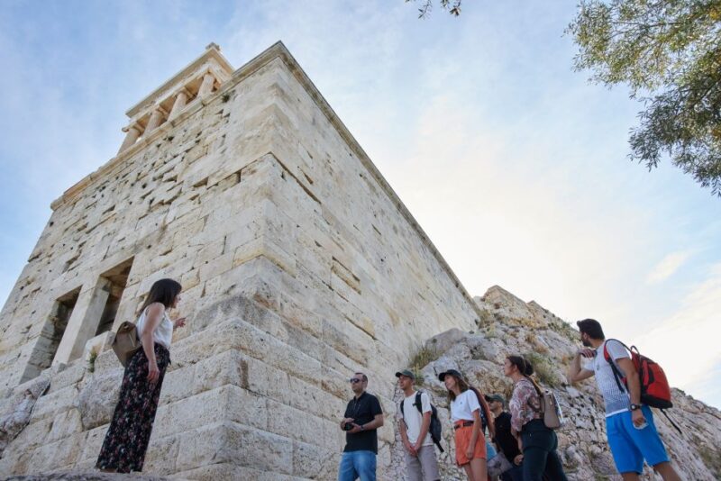 Athens: Private Half-Day Highlights Tour - Plaka Neighborhood Exploration