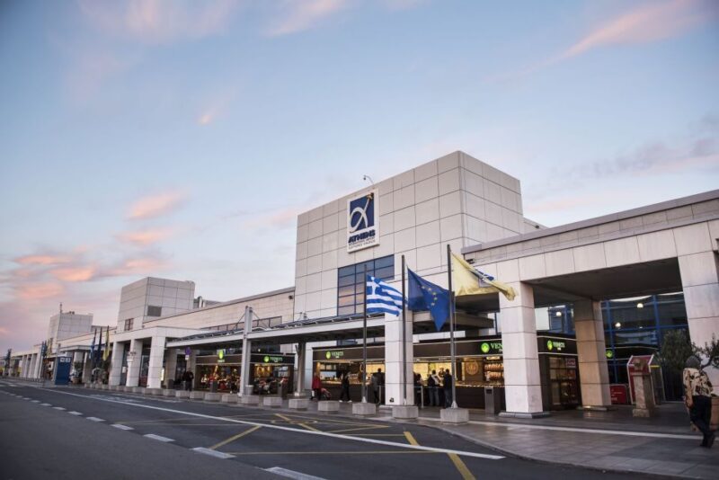 Athens: Private One-Way Transfer From Airport to Port - Drop-off at Port of Piraeus