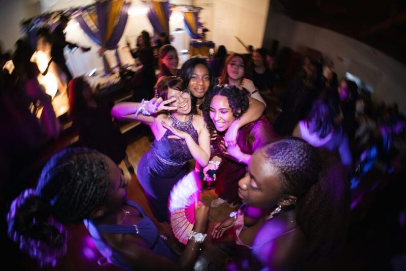 Athens: Pub Crawl With Unlimited Drinks & Nightclub Access - Cancellation Policy