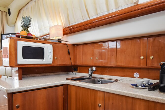 Athens Riviera Yacht Tour With Lunch Onboard - Booking Considerations