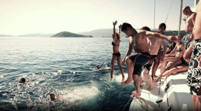 ATHENS SAILING & GASTRONOMY DAILY CRUISE ALL INCLUSIVE - Location and Accessibility