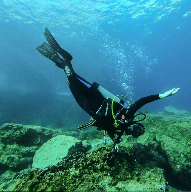 Athens: Scuba Diving for Certified Divers - Dive Duration and Group Size