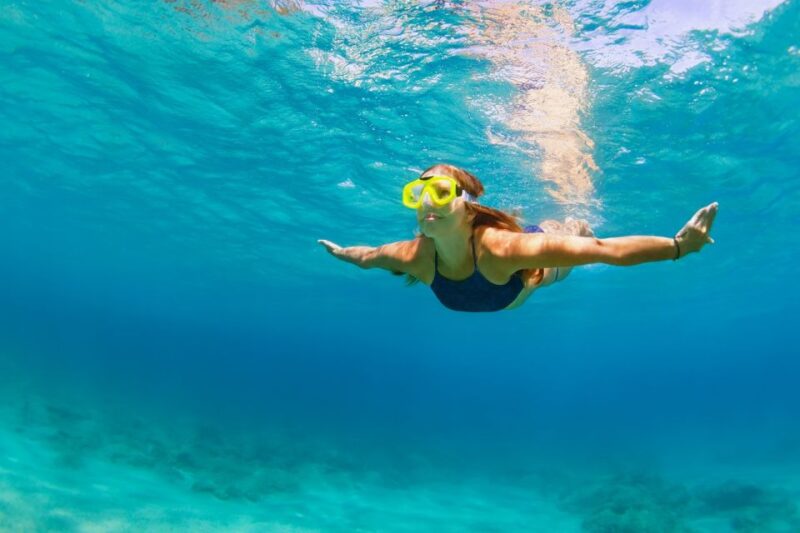 Athens: Swimming Cruise With Lunch, Wine & Live DJ on Board - Amenities and Activities Onboard