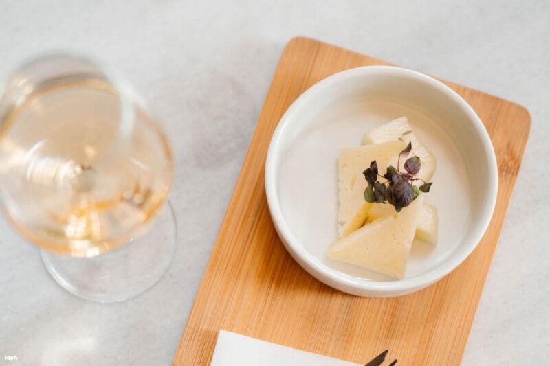 Athens: Tasting of 6 Wines From Kefalonia With Food Pairing - Age Restrictions and Dietary Needs