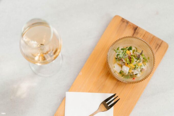 Athens: Tasting of 6 Wines From Kefalonia With Food Pairing - Meeting Point and Transportation