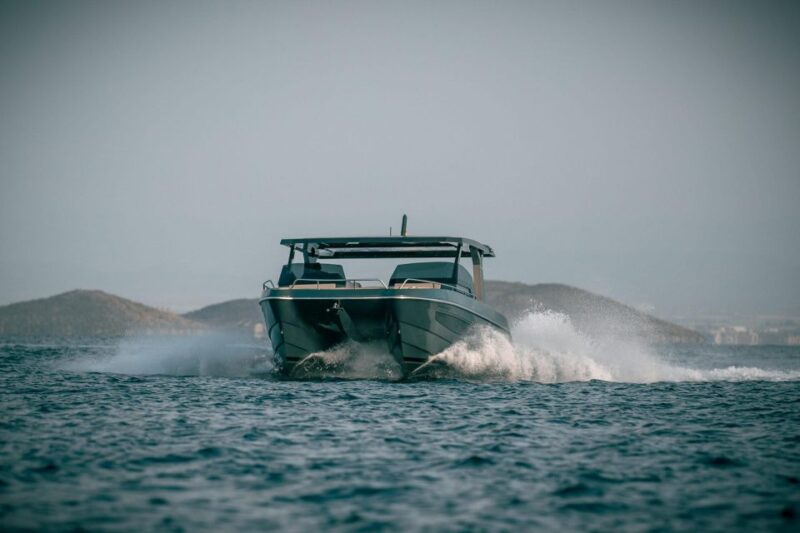 Athens to Aegina 8H Private Yacht Experience - Key Points