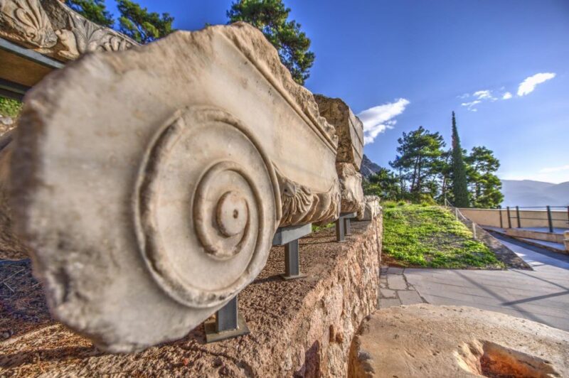 Athens to Delphi & Arachova Private Guided Tour With Lunch - Pickup and Transportation