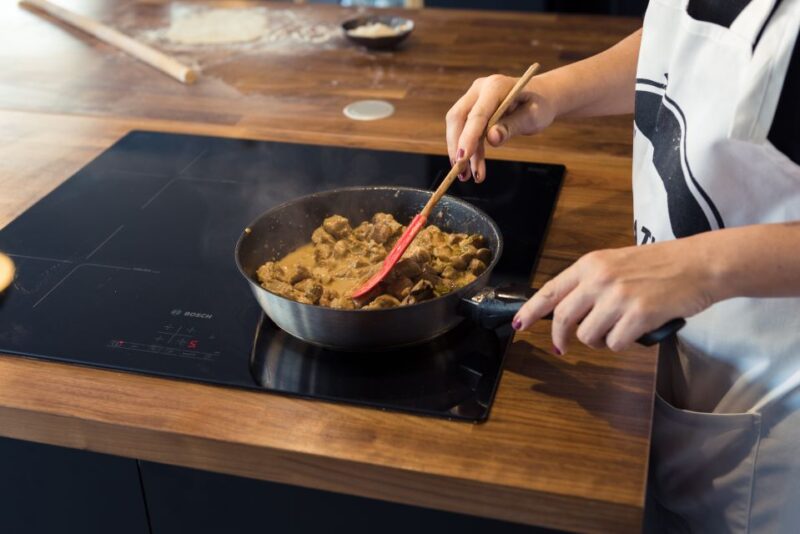 Athens: Traditional Greek Cooking Class With Full Meal - Getting to the Meeting Point