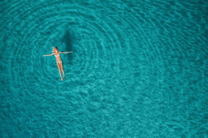 Athens: VIP Saronic Gulf Swimming Cruise - Dining and Refreshments