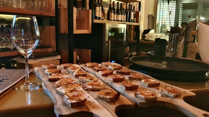 Athens: Wine Tasting and Nightlife Guided Tour With Cocktail - Tour Highlights