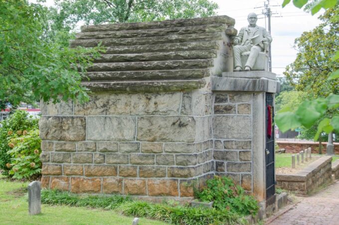 Atlanta: Grant Park Food and Cemetery Tour - What to Bring and Restrictions