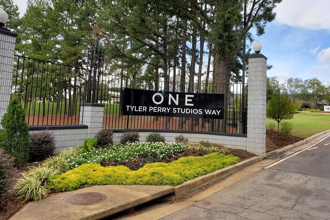 Atlanta Hip Hop House Wives and Movie Tour - Physical Fitness Requirements