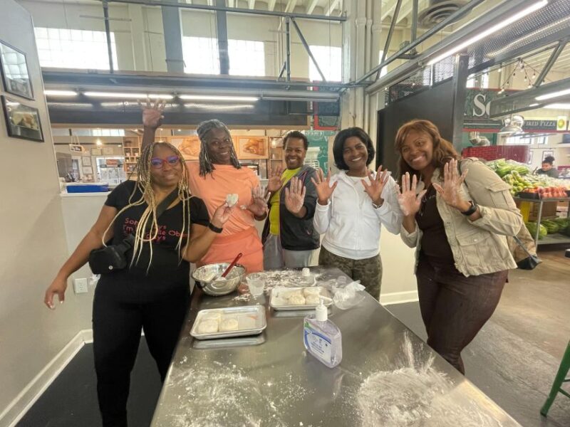 Atlanta: Historic Market Food Tour and Biscuit Cooking Class - Experience Highlights