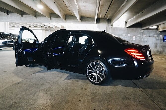Atlanta Round Trip Chauffeur Driven Transport by Executive Sedan - Hassle-Free Arrival and Departure