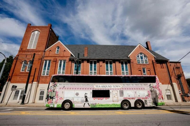Atlanta: Tea Around Town Bus Tour with City Highlights - Key Points