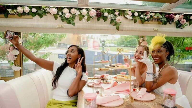 Atlanta: Tea Around Town Bus Tour with City Highlights - Accessibility and Practical Details