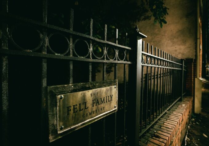 Atlantic City: Banshees of the Boardwalk Walking Tour - Encountering Ghostly Figures