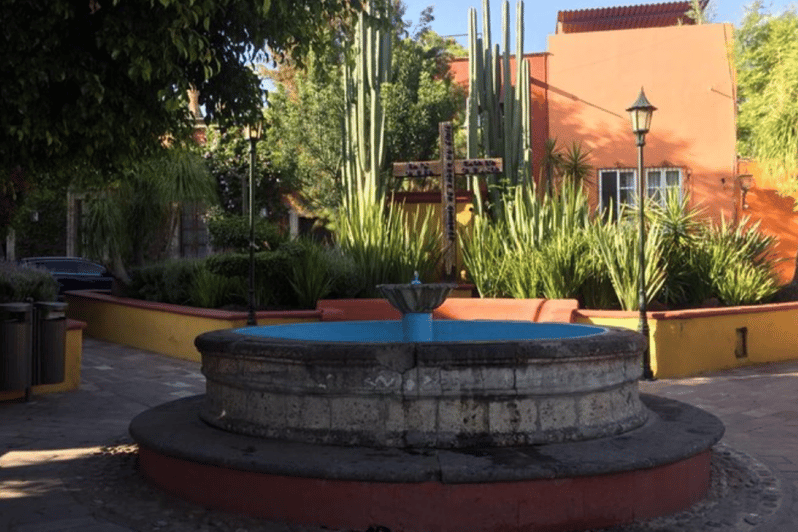Atotonilco: Explore Rich Architectural Heritage - Architectural Fusion: Baroque and Neoclassical