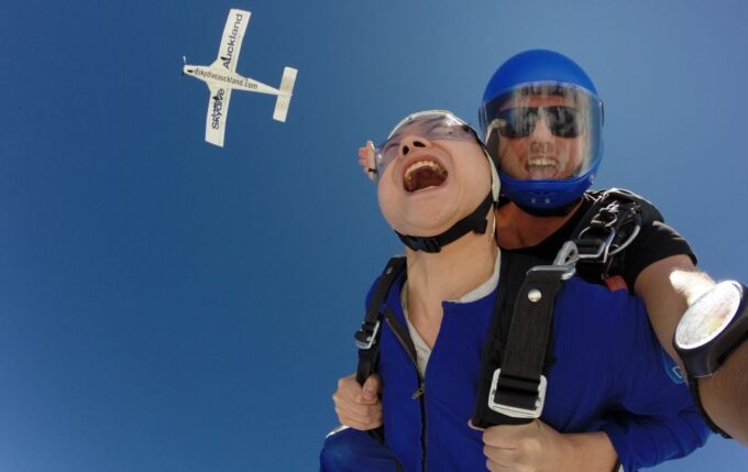 Auckland: 13000, 16000, or 18000-Foot Tandem Skydive - Included Equipment