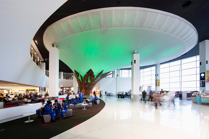 Auckland Airport / CBD Luxury Passenger Transfers - Luxury Transportation