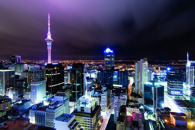 Auckland Airport Transfers: Auckland Airport AKL to Auckland in Luxury Van - Availability and Cancellation