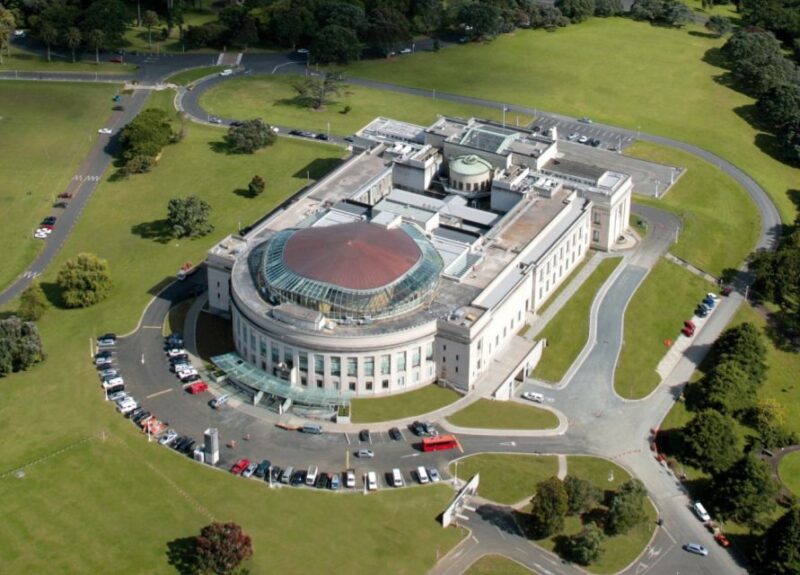 Auckland All-Day Trip With Lunch - Meeting Point