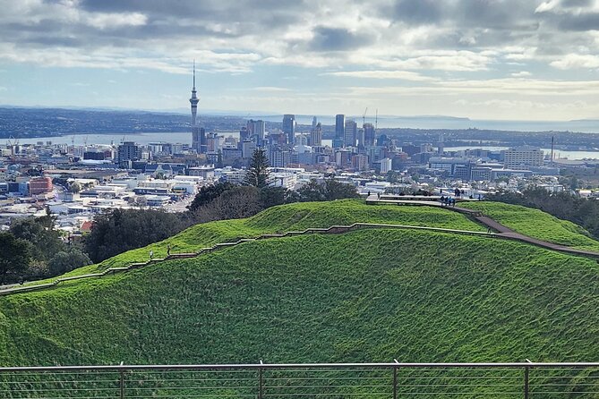 Auckland Best Spots + Piha Beach and Rainforest Day Tour - Pickup Information