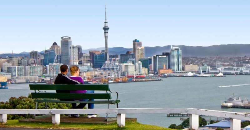 Auckland City Small Group Morning Discovery Tour - Explore Picturesque Suburbs