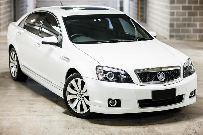 Auckland City to Auckland Airport Transfers - Meeting and Pickup Options