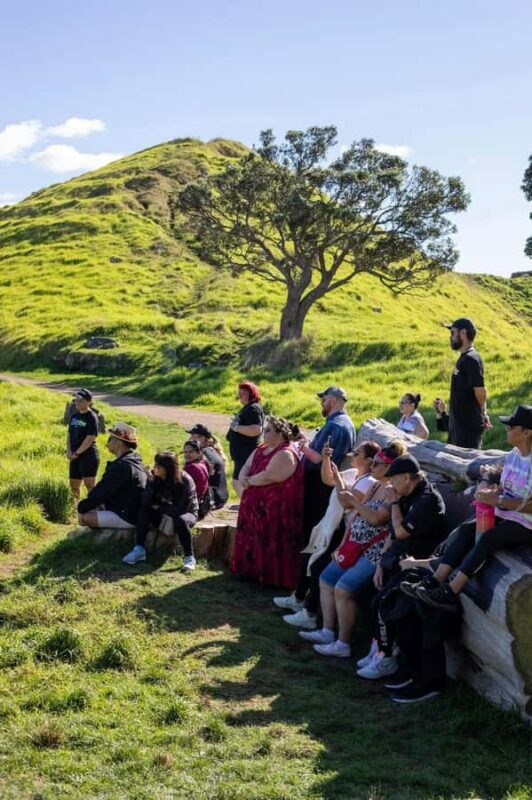 Auckland: Mori Urban Cultural Tour with Hangi Lunch - A Rich Cultural Tapestry in a Single Day