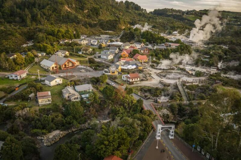 Auckland: Rotorua Living Maori Village Tour w/ Haka & Lunch - An Authentic Cultural Encounter in Whakarewarewa
