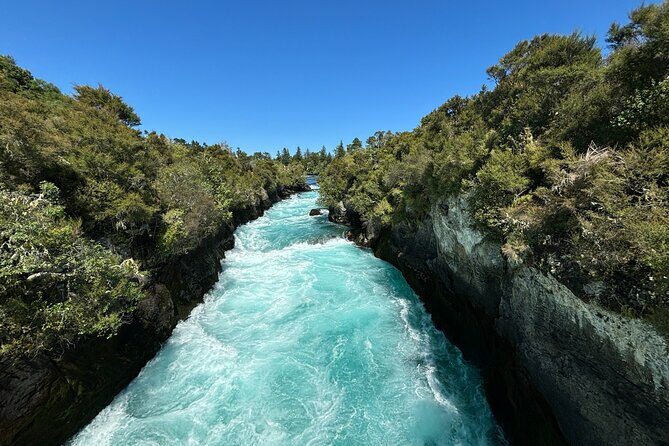 Auckland: Rotorua, Taupo, Waiotapu & Huka Falls Private Trip - Huka Falls on the Waikato River